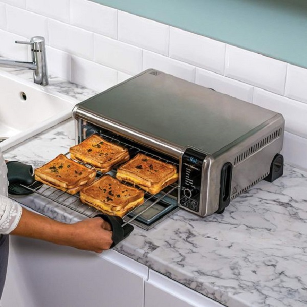 Learn how Easy-Bake Ovens work