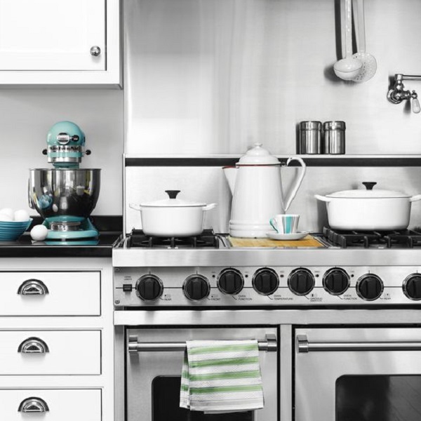 Discover the safety of self-cleaning ovens