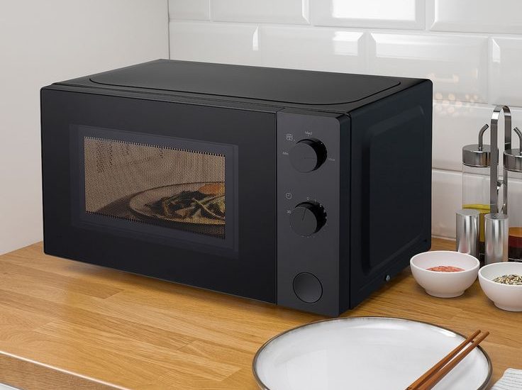 Discover the science behind microwave ovens