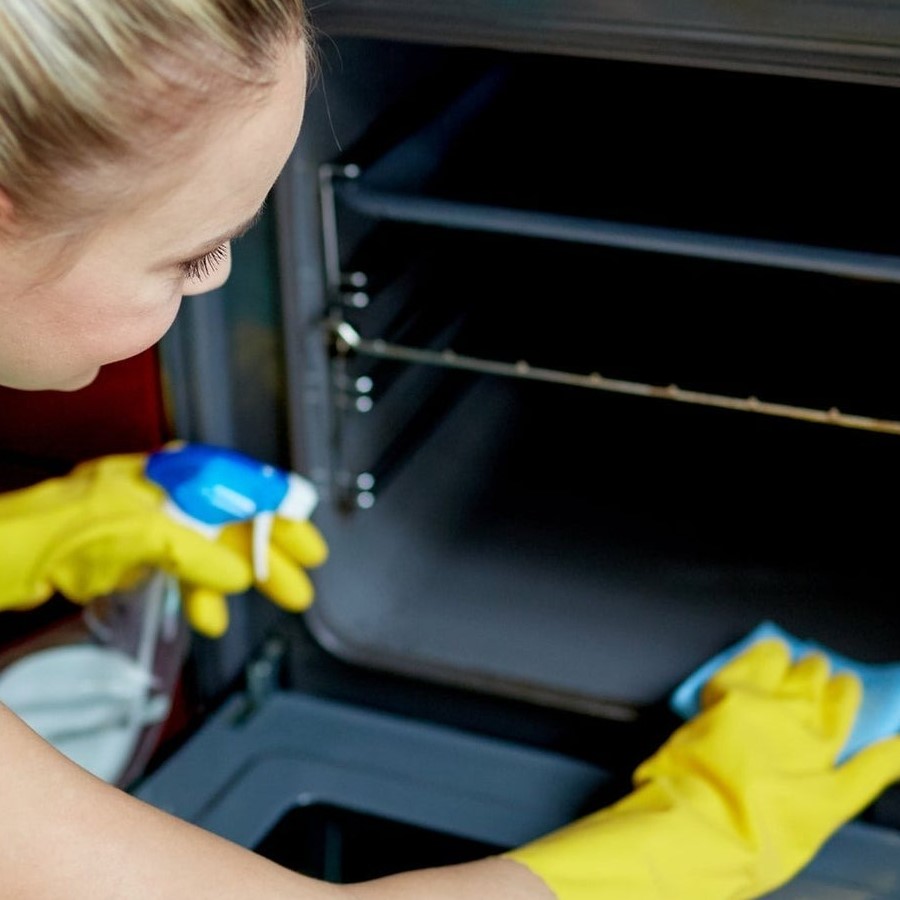 how to clean ovens