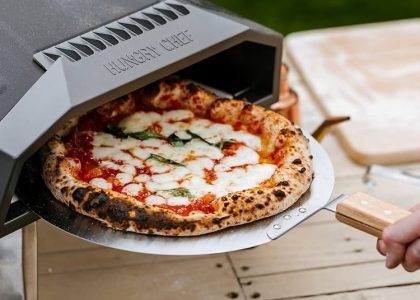 how do pizza ovens work